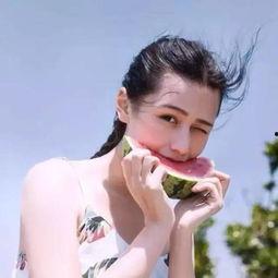 娱乐吃瓜的头像女生真人